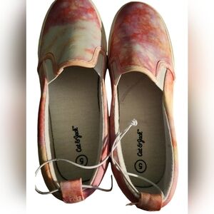 NWT Cat & Jack Girls' Sariah Speckle Tie-Dye Print Slip-On Sneakers: Size 5